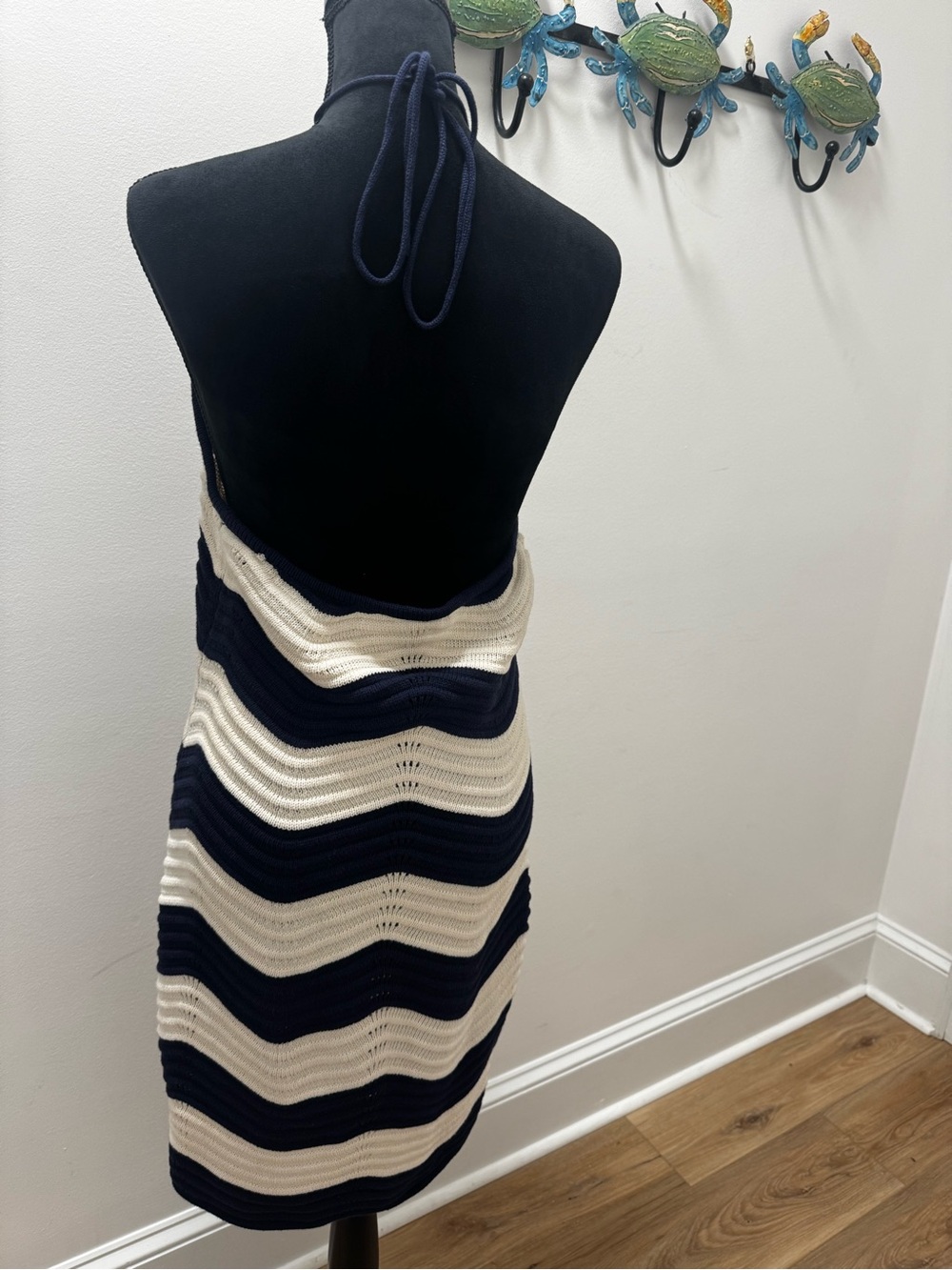 Reformation Genni Navy and Cream Halter Knit Crochet mini Dress size L - Picture 6 of 9